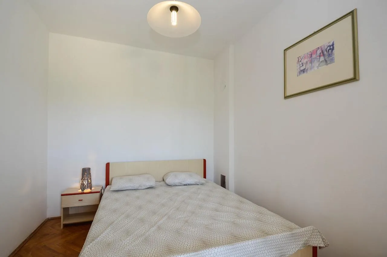 Apartment Silvia By Interhome Pula