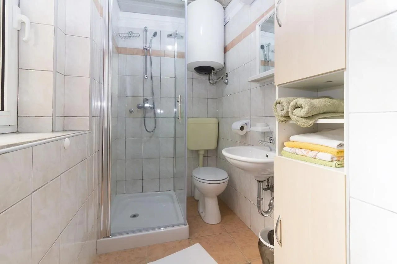 Apartment Silvia By Interhome Pula
